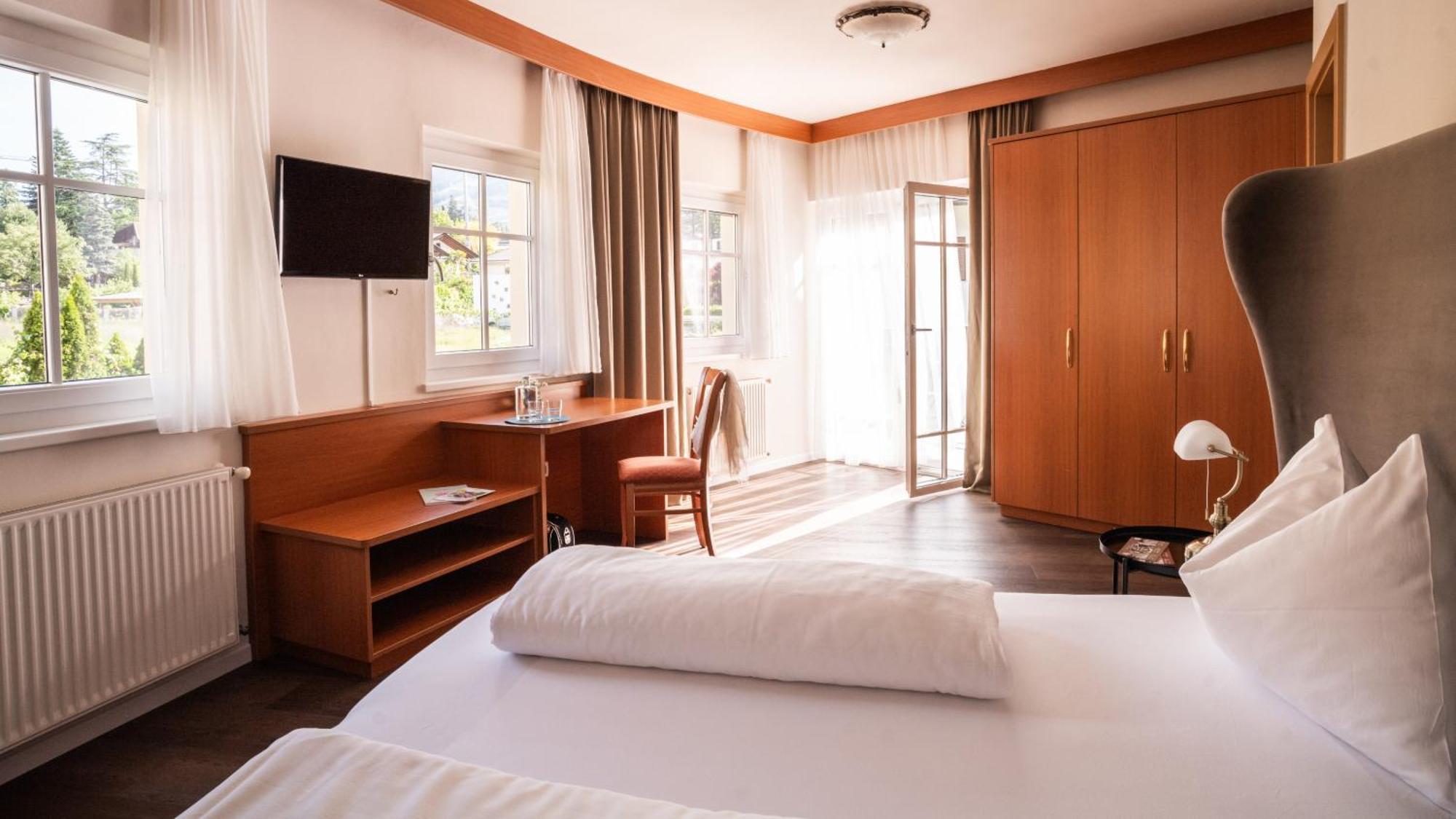 Hotel Villa Laurus Мерано Экстерьер фото
